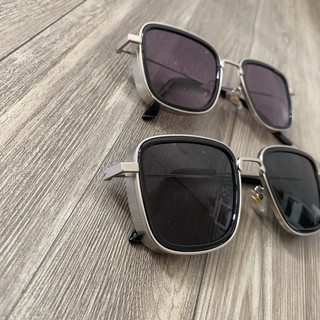 Kính râm mắt vuông form nhỏ phong cách retro cổ điển cho nam nữ