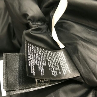 Áo khoác off white