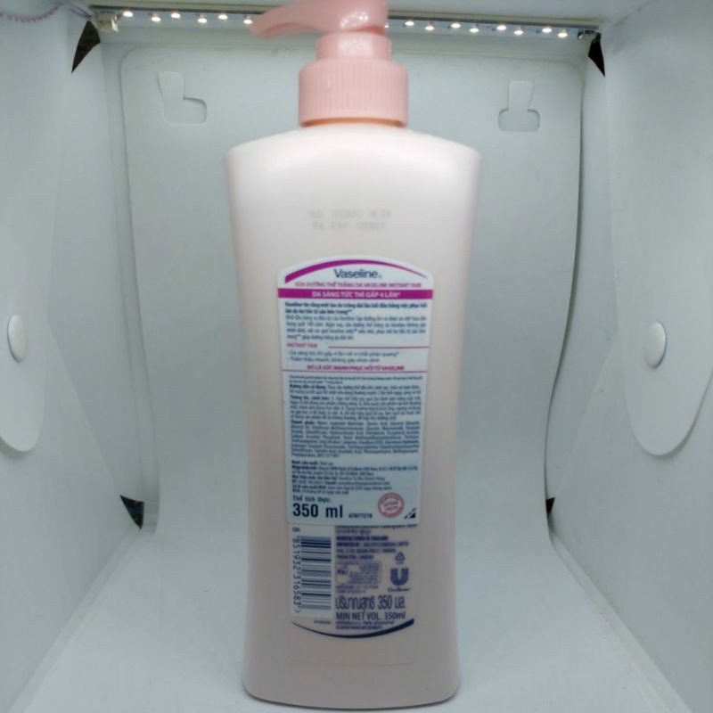 Sữa Dưỡng Thể Trắng Da VASELINE