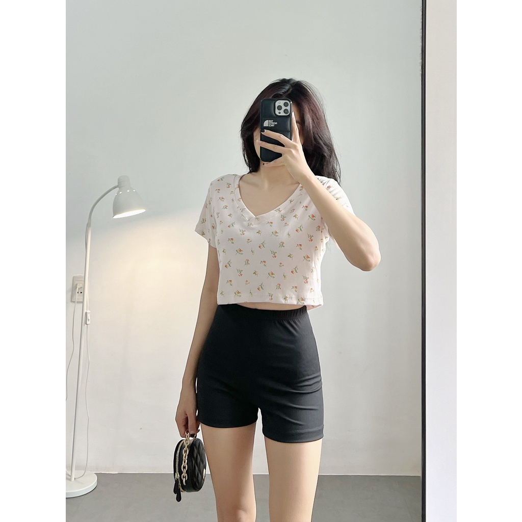 Áo croptop nữ tay ngắn HHVINTAGE kiểu cổ tim basic thun co giãn Top A45