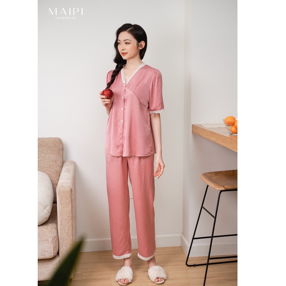 Đồ bộ mặc nhà Lotus chất liệu lụa phôi ren mềm mại,hai màu cực xinh cho nàng, thiết kế by MAIPI