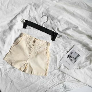 Quần sort lưng cao