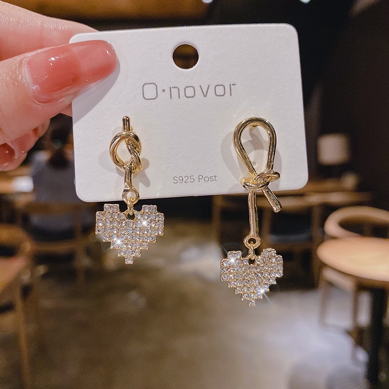 Bông Tai Mạ Bạc 925 Hình Trái Tim Đính Đá Thời Trang Dễ Phối Đồ