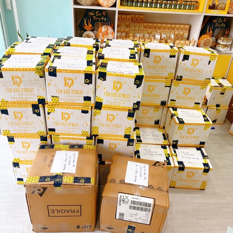 Sỉ 1 thùng 60 hủ yến sào chưng sẵn 30% D7 nest tặng 6 hủ