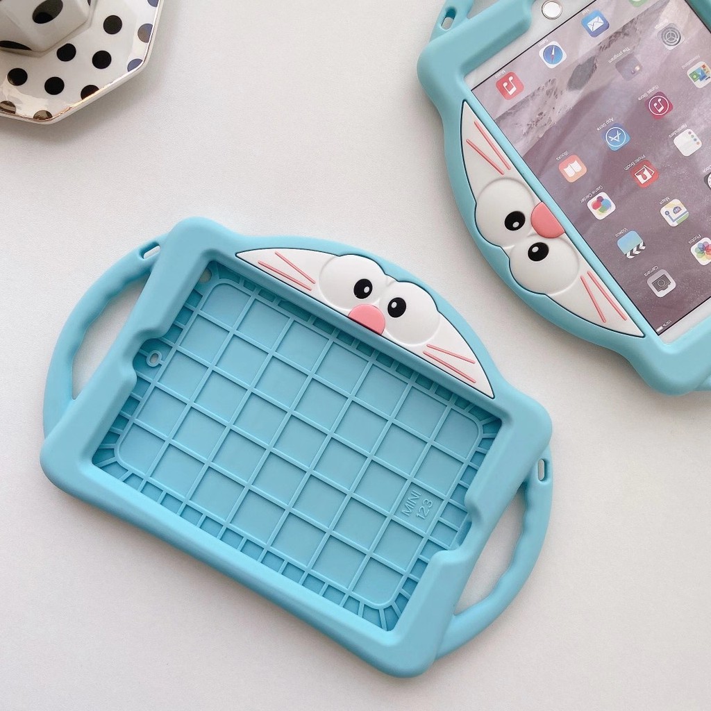 Ốp Lưng Silicone Mềm In Hình Doremon Cho Mini123 Mini45 Ipad 5 / 6 / 2017 / 2018 / Pro 9,7 10.2