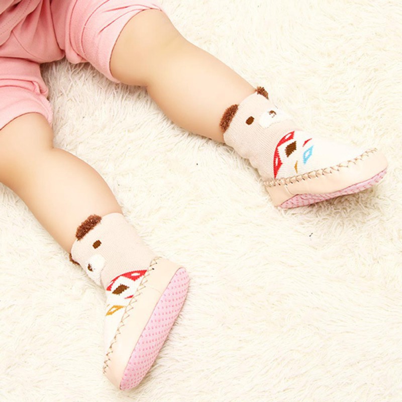 Giày tập đi chống trượt hoạ  tiết hoạt hình cho trẻ sơ sinh
