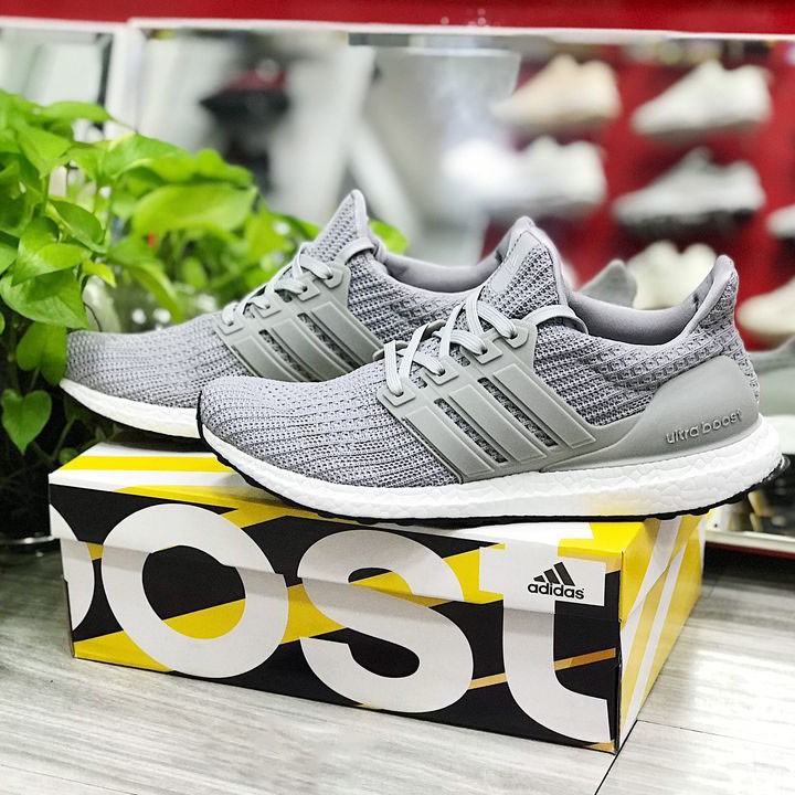 Giày Ultra Boost 4.0 xám