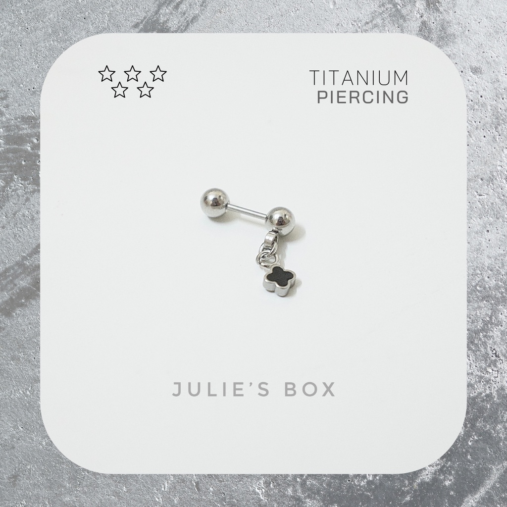 Khuyên Tai Unisex Charm Cỏ May Mắn Nền Đen Màu Bạc Titan Không Gỉ Không Đen Không Ngứa julies box 66