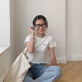 Áo phông chữ AP383 1994closet