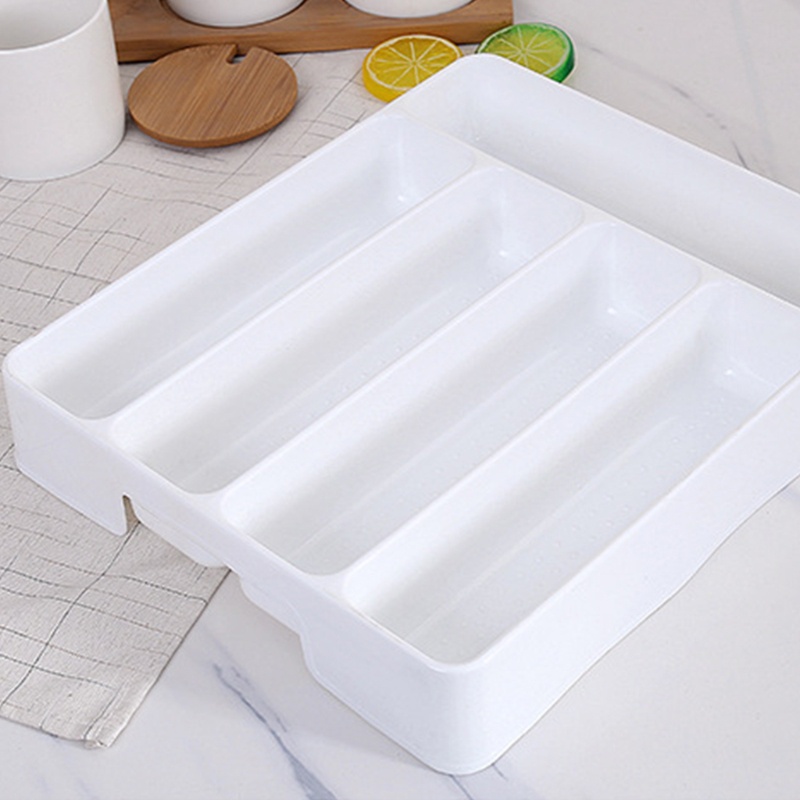 Khay đựng dụng cụ ăn uống sắp xếp gọn gàng