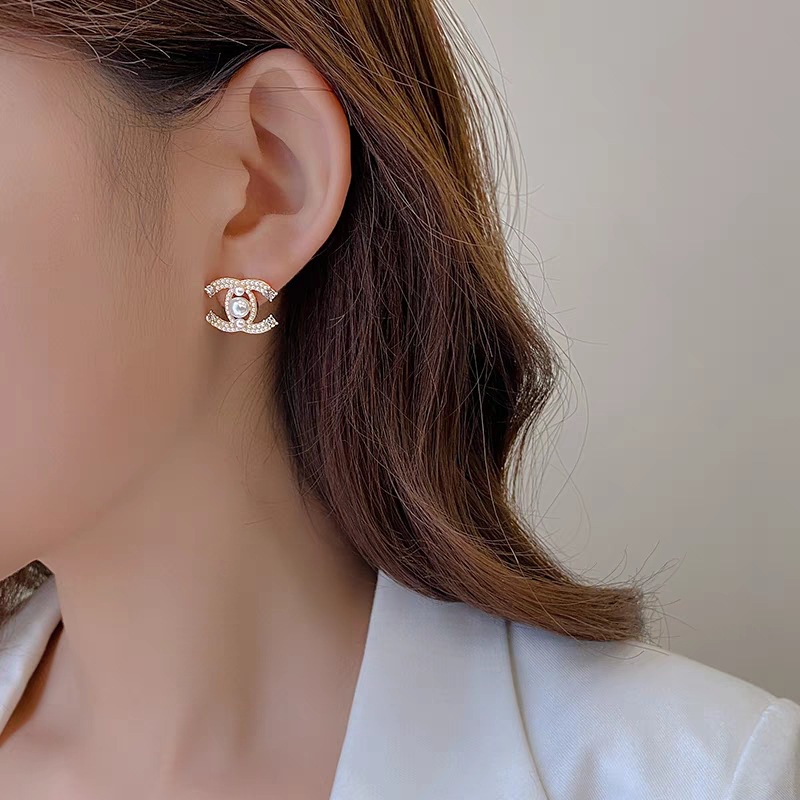 Bông Tai Ngọc Trai Hình Chữ C Đính Ngọc Trai Cao Cấp