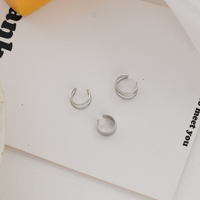 Khuyên Kẹp Vành Tai Không Cần Xỏ Lỗ Thiết Kế Đơn Giản Cá Tính