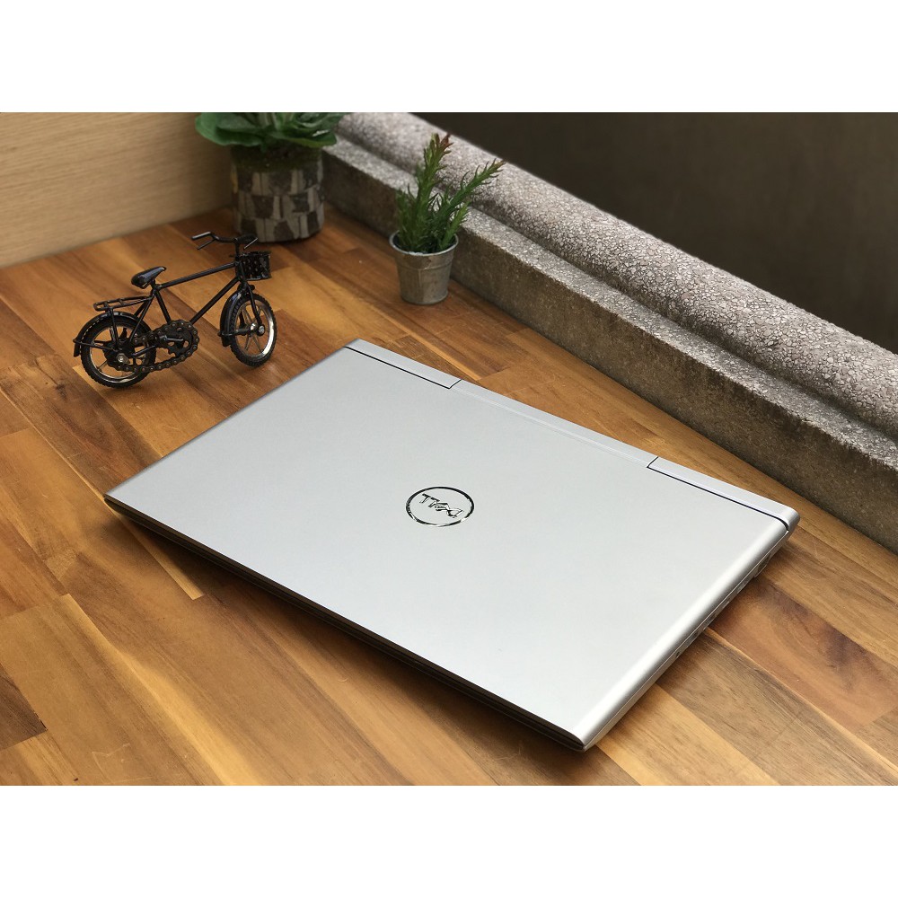 Laptop Dell Vostro 7570: I5-7300HQ, 8Gb, Ssd128G+1Tb, Gtx1050ti, 15.6Fhd  máy đẹp như mới