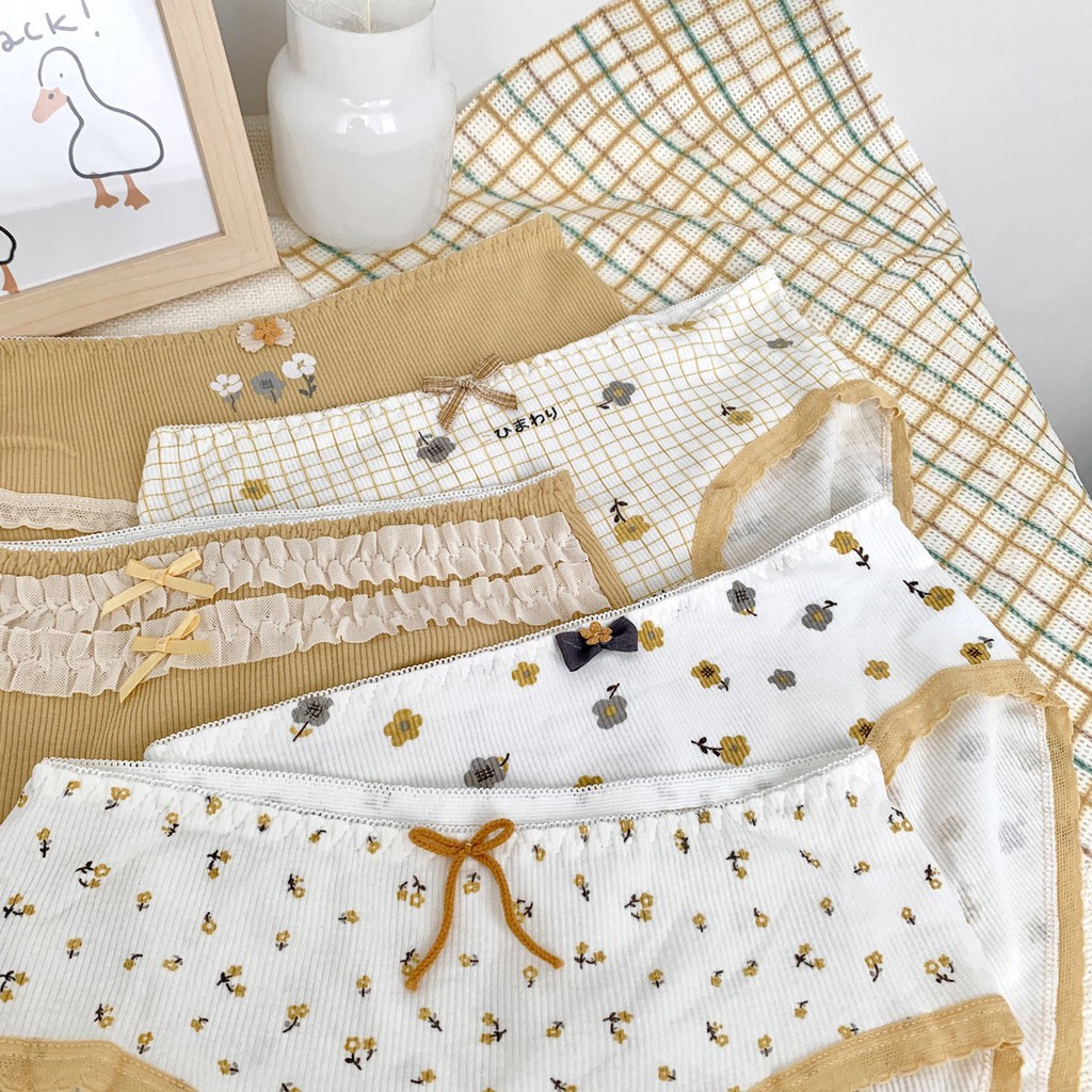 Quần Lót Cotton Co Dãn 4D Hoa Vàng Hoàng Kim 1315