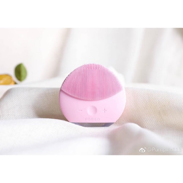 Máy rửa mặt FOREO (XÁCH TAY CHÍNH HÃNG)