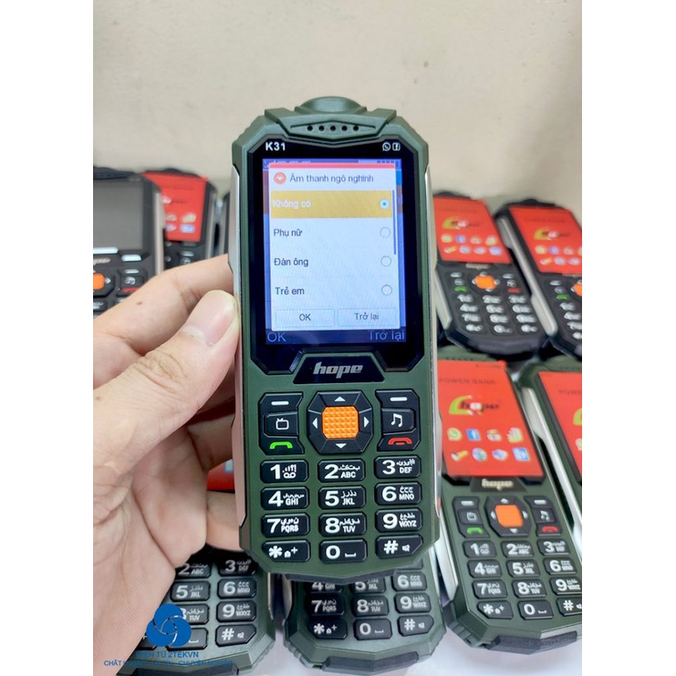 Điện thoại 4 sim Hope K31 loa to,pin siêu khủng 15.000 mah kèm chức năng thay đổi giọng nói, ghi âm cuộc gọi