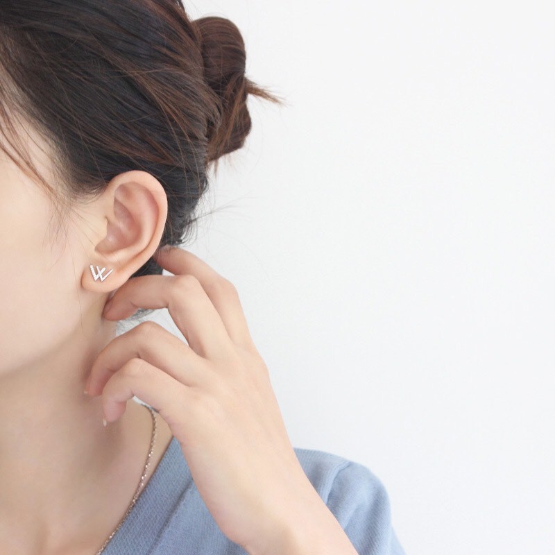 Khuyên tai bạc đẹp cho nữ bông tai kiểu dáng chữ W nhỏ đơn giản-AURASILVER-KT35