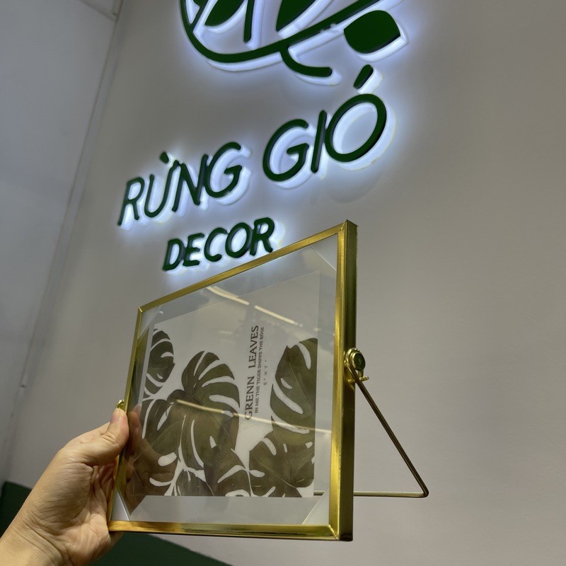 Khung ảnh để bàn mặt kính viền kim loại cao cấp | BigBuy360 - bigbuy360.vn