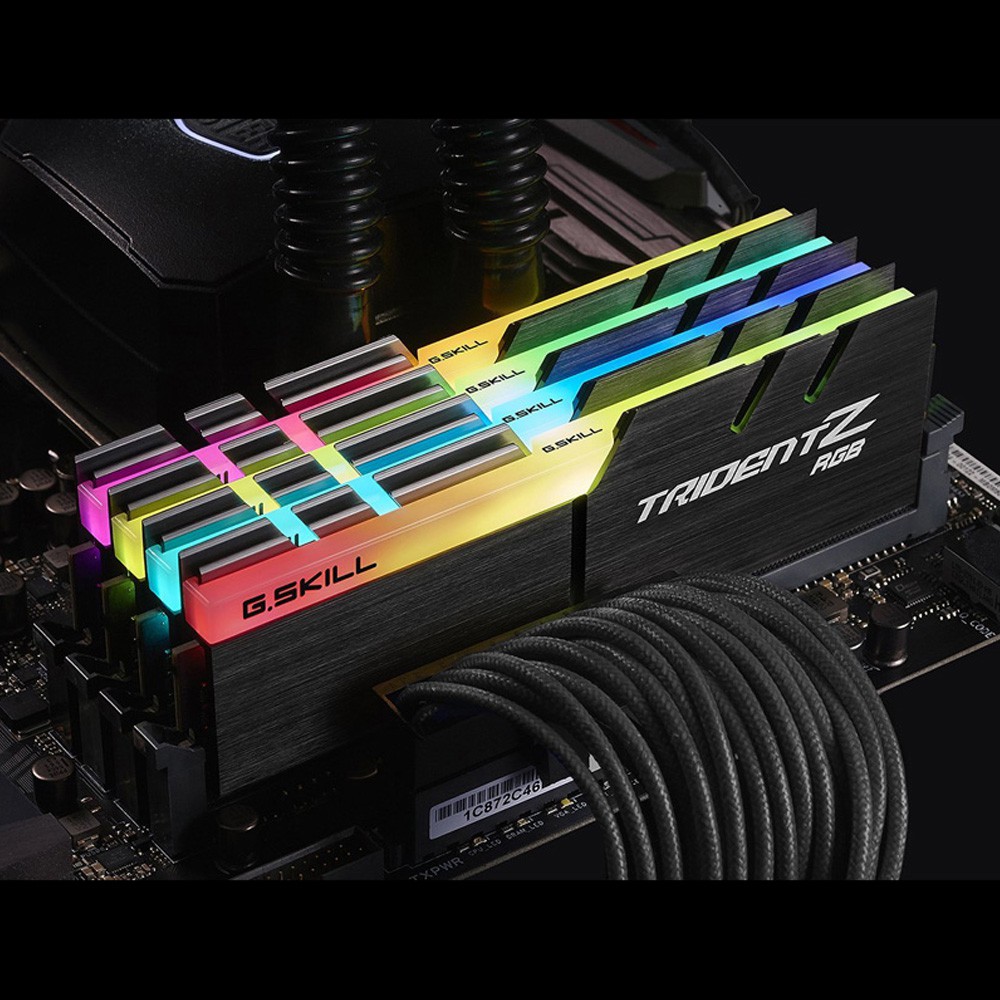 Ram PC G.SKILL Trident Z RGB 16GB 3000MHz DDR4 (8GBx2) F4-3000C16D-16GTZR