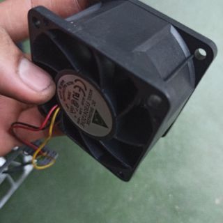 Quạt delta 12v 1.2A, 1.68A vuông 6cm
