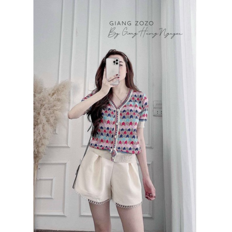 Quần sooc vải chân ren