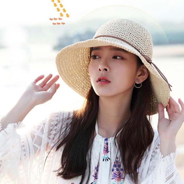 Mũ cói đi biển vành rộng đan móc trơn - viền nơ dây sáp nâu