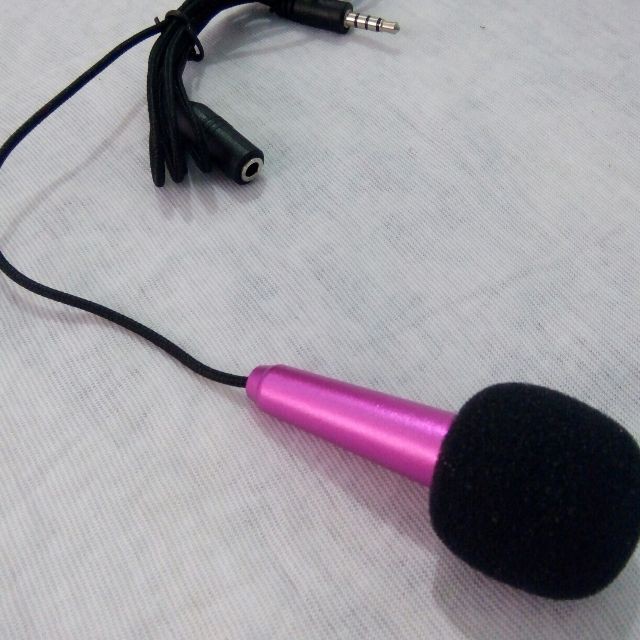 MICRO MINI HÁT KARAOKE TRÊN ĐIỆN THOẠI