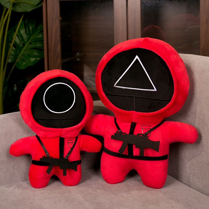 Gấu bông lính gác trong Trò chơi con mực- Squid Game 3 mặt vuông tròn tam giác đủ size loại 1