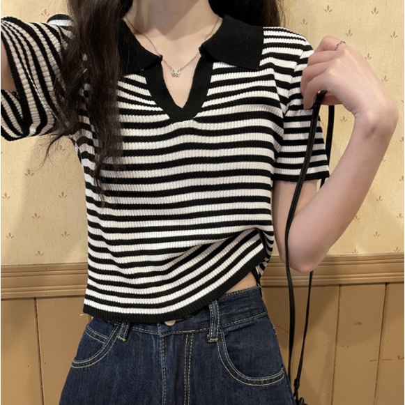 Áo thun nữ có cổ croptop polo màu trắng dâu tây,Kẻ tay ngắn sang chảnh năm 2021 | BigBuy360 - bigbuy360.vn
