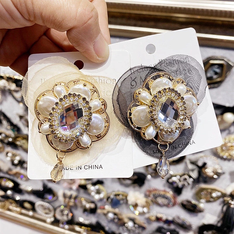 Ghim Cài Áo Hình Chuỗi Xích Đính Đá Sang Trọng