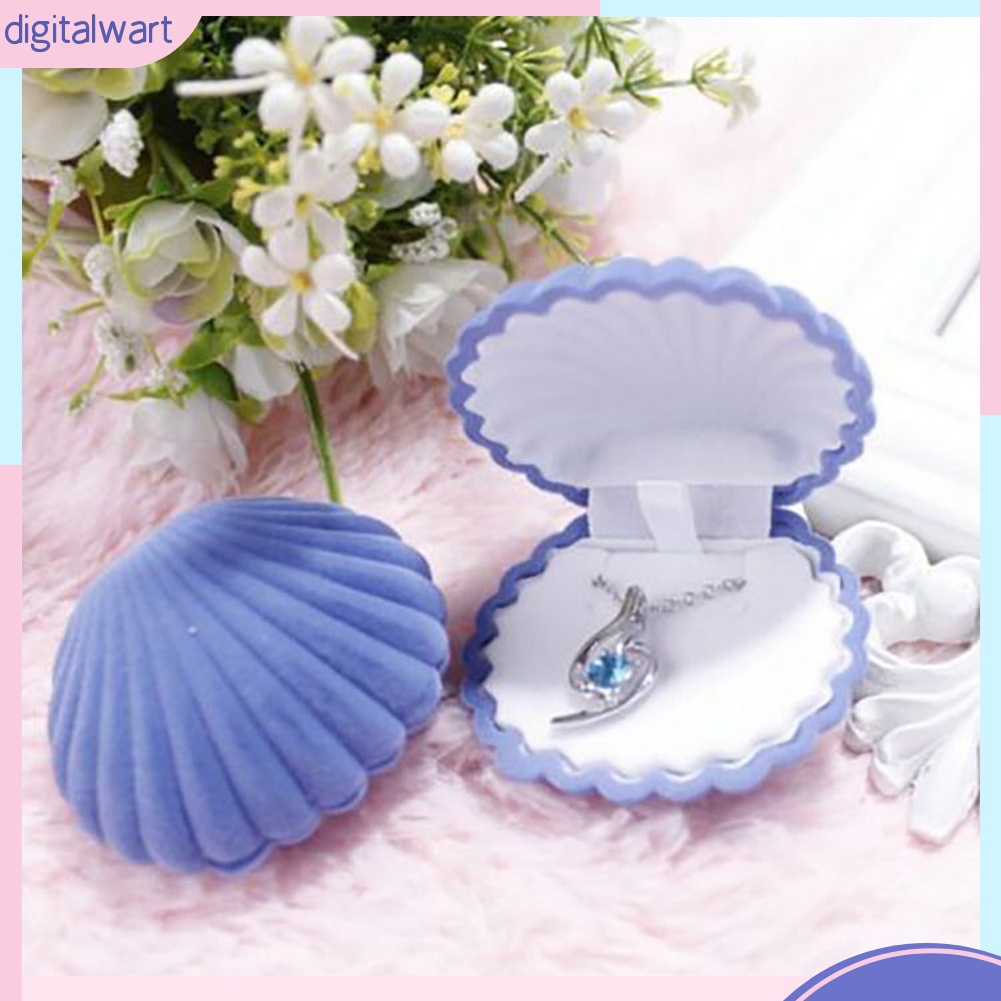 Hộp Đựng Trang Sức Hình Vỏ Sò Bằng Nhung Sang Trọng