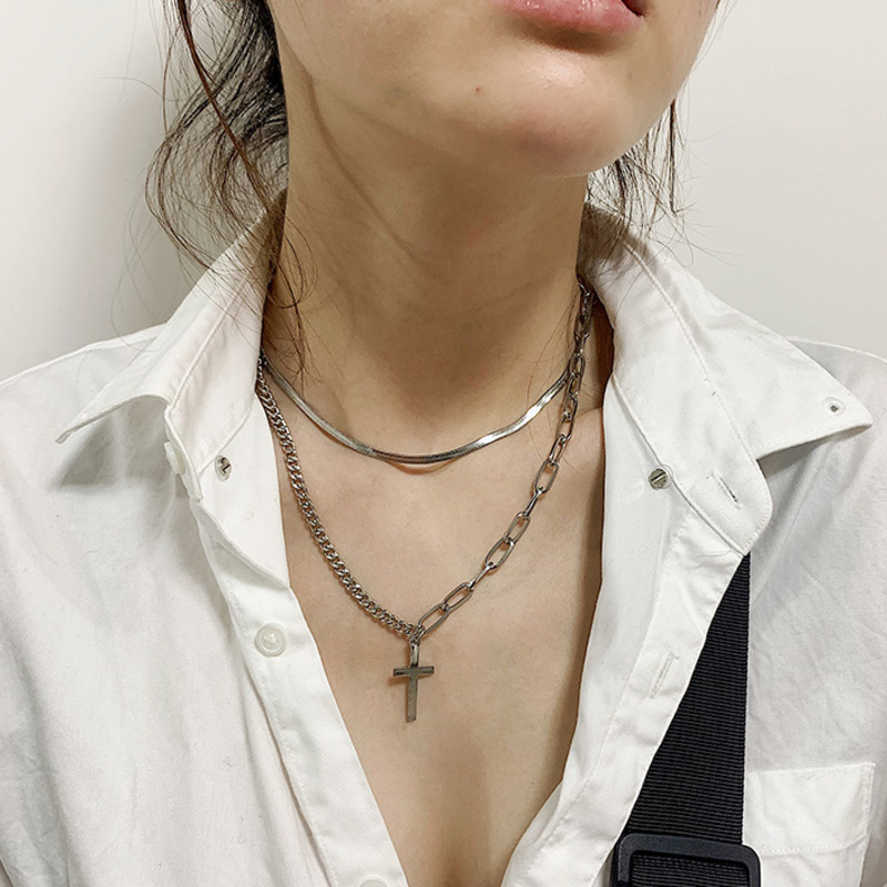 Dây Chuyền Mặt Hình Thánh Giá Chất Liệu Thép Không Gỉ 23002