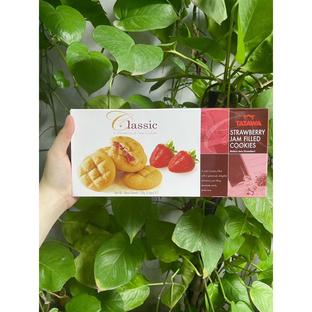 Bánh Quy Nhân Mứt Dâu Strawberry Tatawa Classic (Hộp 130g)