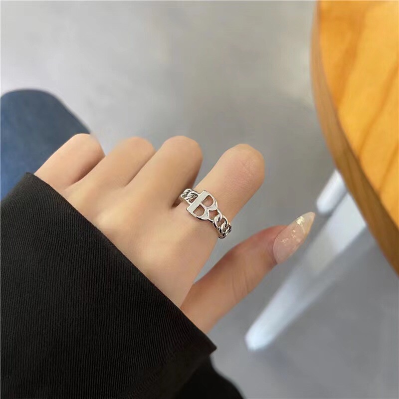 Nhẫn đeo ngón trỏ chữ B thiết kế sang trọng thời trang cho nữ