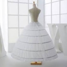 Tùng phồng váy cô dâu 6 tầng lớn mặc cho váy cưới đường kính 140cm phù hợp cho váy cưới cỡ lớn