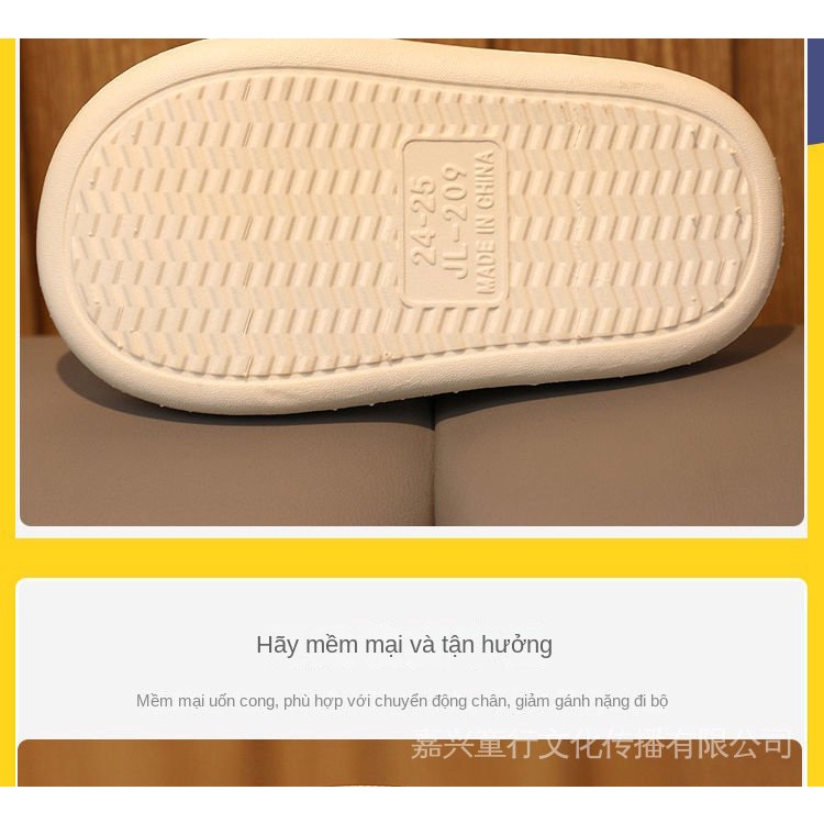 Dép Đi Trong Nhà Tắm Chống Trượt Họa Tiết Gấu Hoạt Hình Dễ Thương Cho Bé