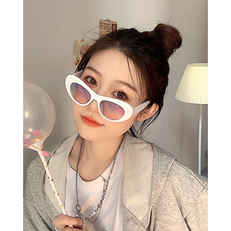 Kính Mát Hình Mắt Mèo Chống Tia Uv400 Thời Trang Cho Nữ