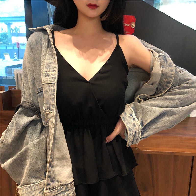 Đầm dài hai dây không tay cổ V xếp tầng nhiều lớp mỏng màu đen thời trang cho nữ | BigBuy360 - bigbuy360.vn