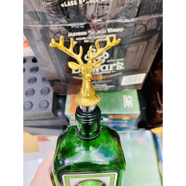 NÚT ĐẬY CHAI RƯỢU CON HƯU