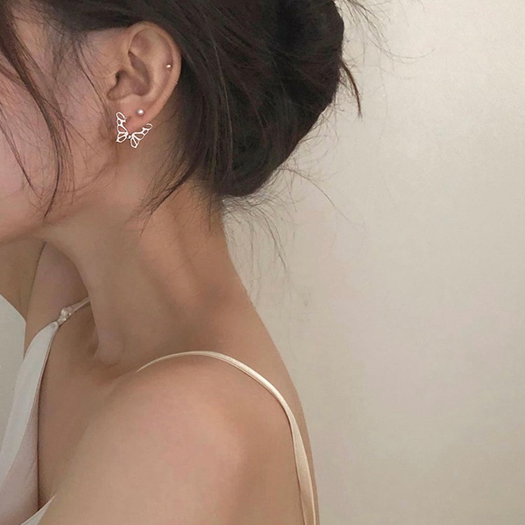 1 Đôi Bông Tai Mạ Bạc 925 Hình Vòng Gắn Hình Bướm Thời Trang Phong Cách Hàn Quốc Cho Nữ