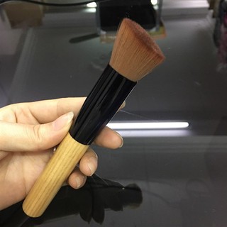 CỌ LẺ TRANG ĐIỂM