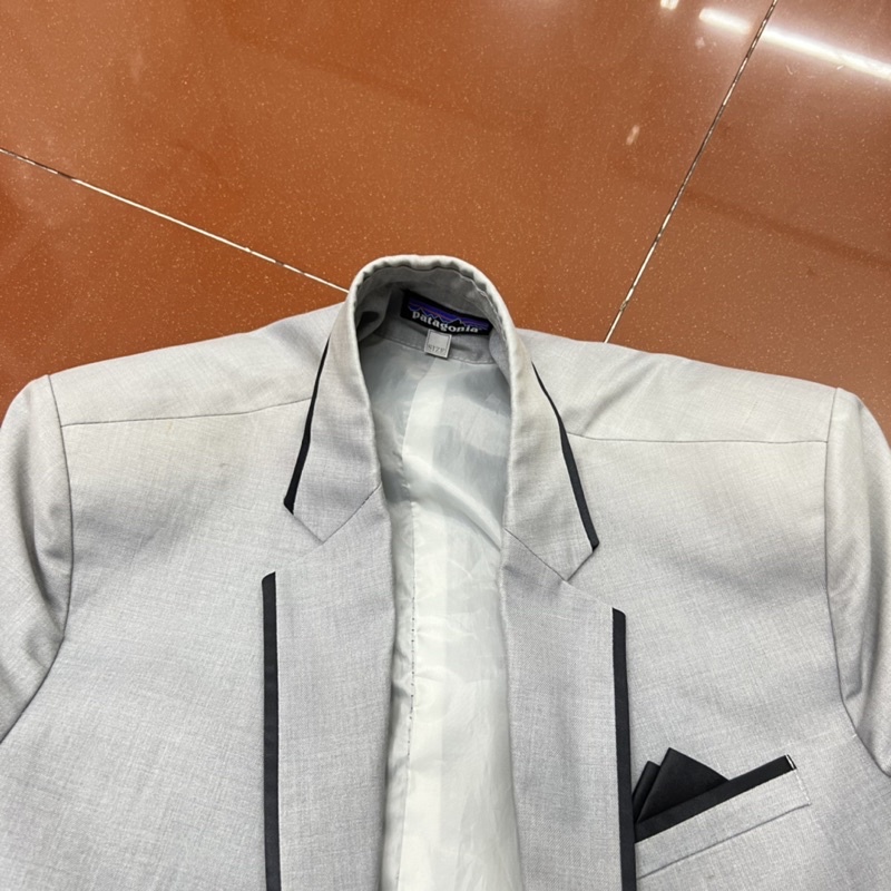 Vest xám 1 nút thanh lí giá rẻ size 5