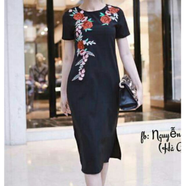 Đầm đen thêu Zara