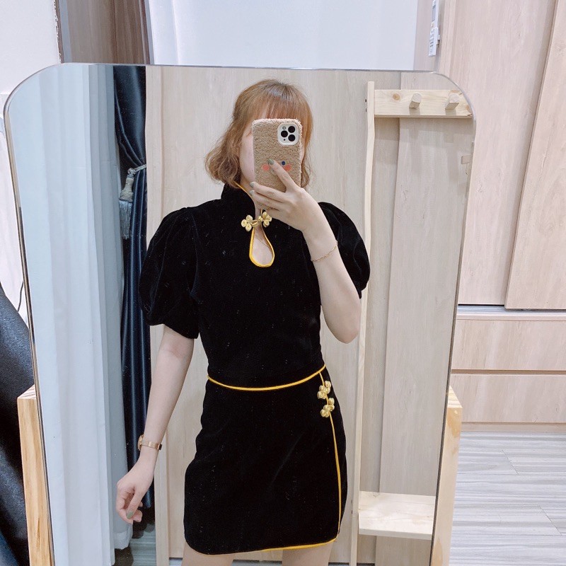 SET CROPTOP NHUNG ĐỎ CỔ TÀU VIỀN VÀNG [ ảnh thật shop tự chụp ] chất đẹp hàng chuẩn Shop