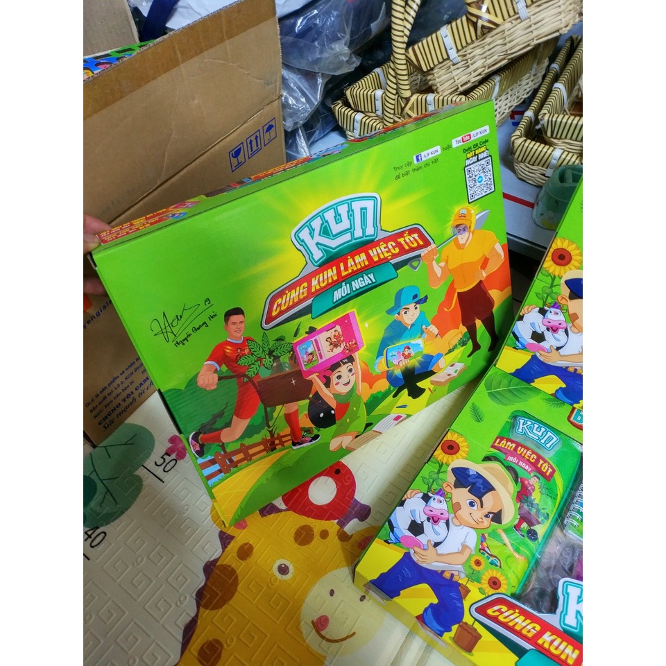 Bộ dụng cụ học tập 9 món Kun