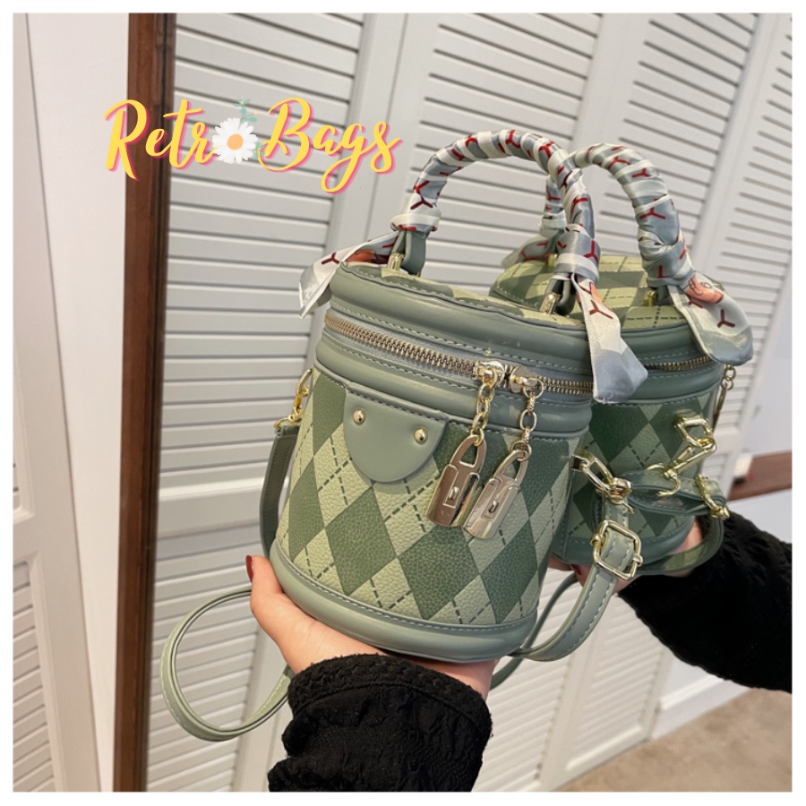 Túi xách nữ dáng hộp tròn kèm khăn túi đeo chéo thời trang cao cấp nhỏ gọp Retro Bags RT-VC014
