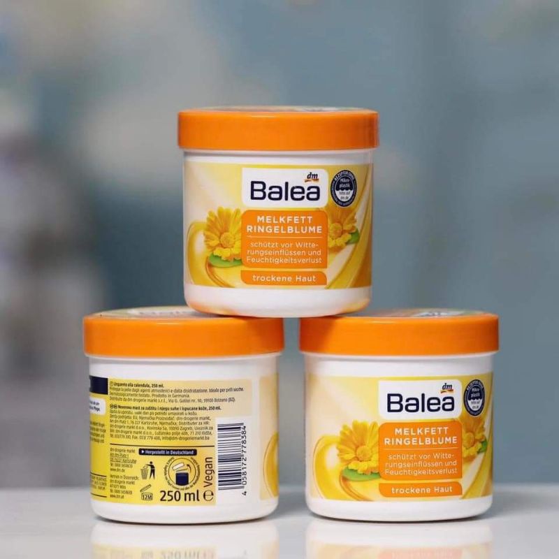 Hàng Đức Kem dưỡng ẩm chiết xuất từ hoa cúc vạn thọ Balea dành cho da khô