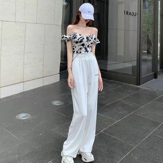Áo trễ vai bò sữa bộ quần trắng