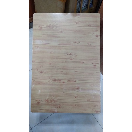 Bàn xếp vân gỗ chân sắt 50*70*30