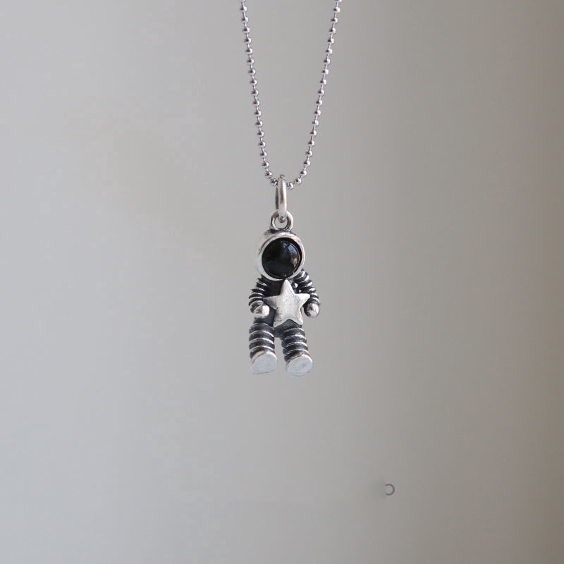 Dây chuyền mặt họa tiết phi hành gia phong cách Hàn Quốc đáng yêu